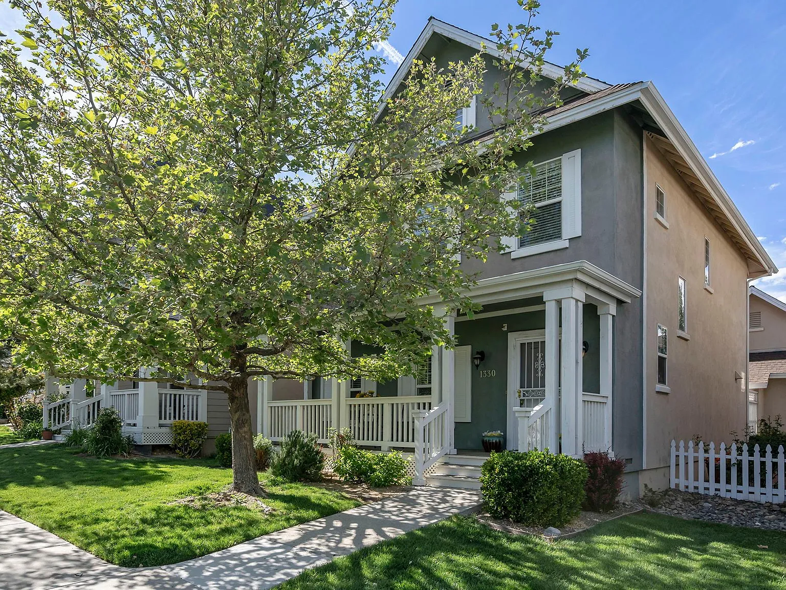 2 bed, 2.5 bath, 1732 sqft, $2,250 — Photo 1