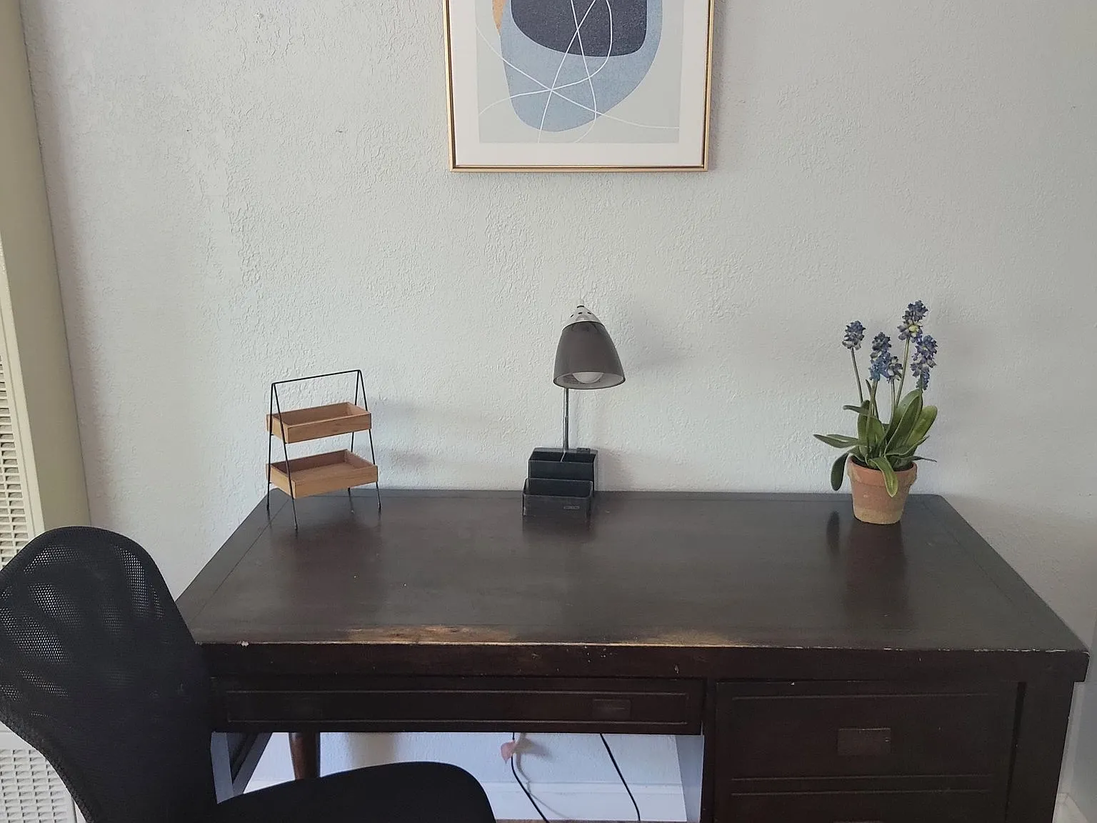 Fully Furnished 1BR/1BA Apartment — Photo 2