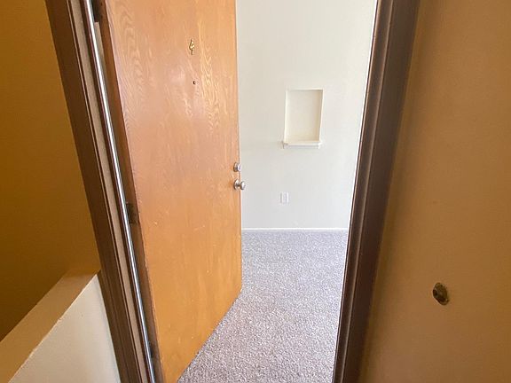 4th image of 1311 40th Ave APT 4