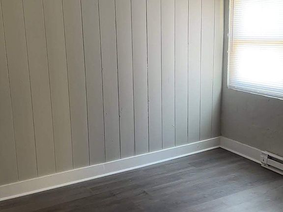 3rd image of 805 Rountree Ave SE #2