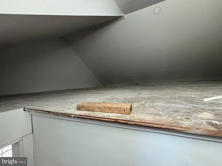 888 Walnut St — Photo 31