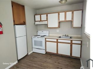 1677 Geneva St APT 8, Aurora, CO 80010