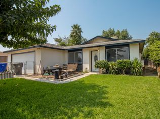 573 N Virginia Ave, Farmersville, CA 93223