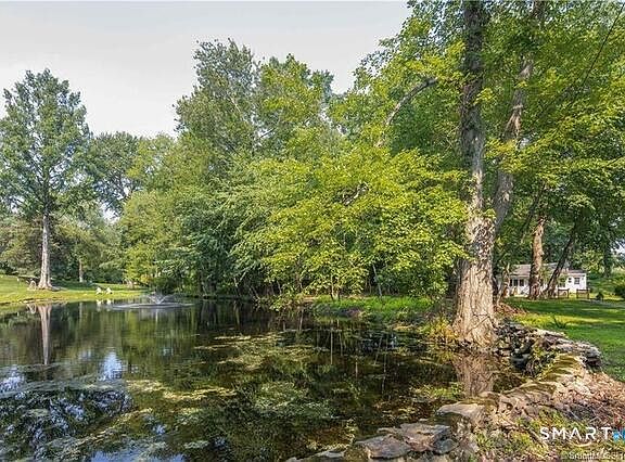 2nd image of 44 Roseville Rd