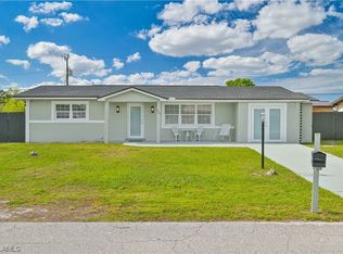 321 Rushmore Ave N, Lehigh Acres, FL 33936