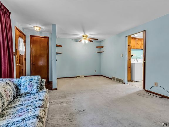 4th image of 61 Alden Ave