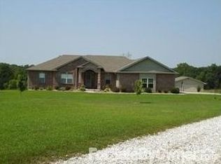 13301 N Bethlehem Rd, Harrisburg, MO 65256