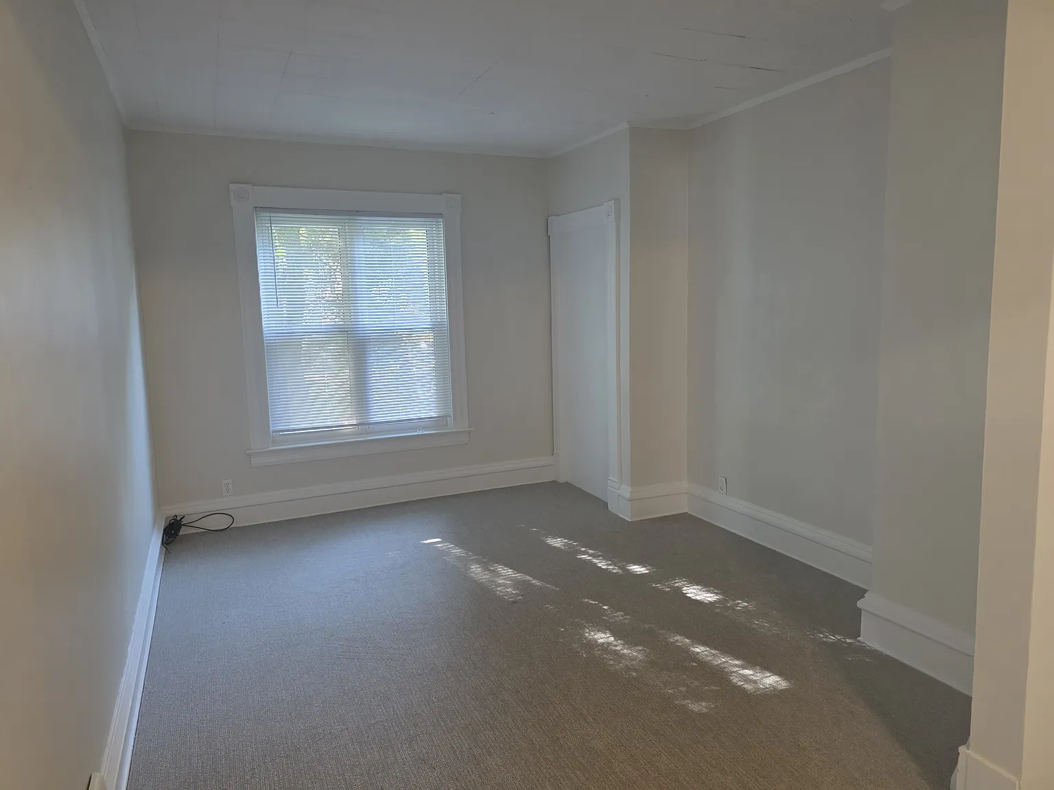 2 bed, 837 sqft, $1,050 — Photo 4