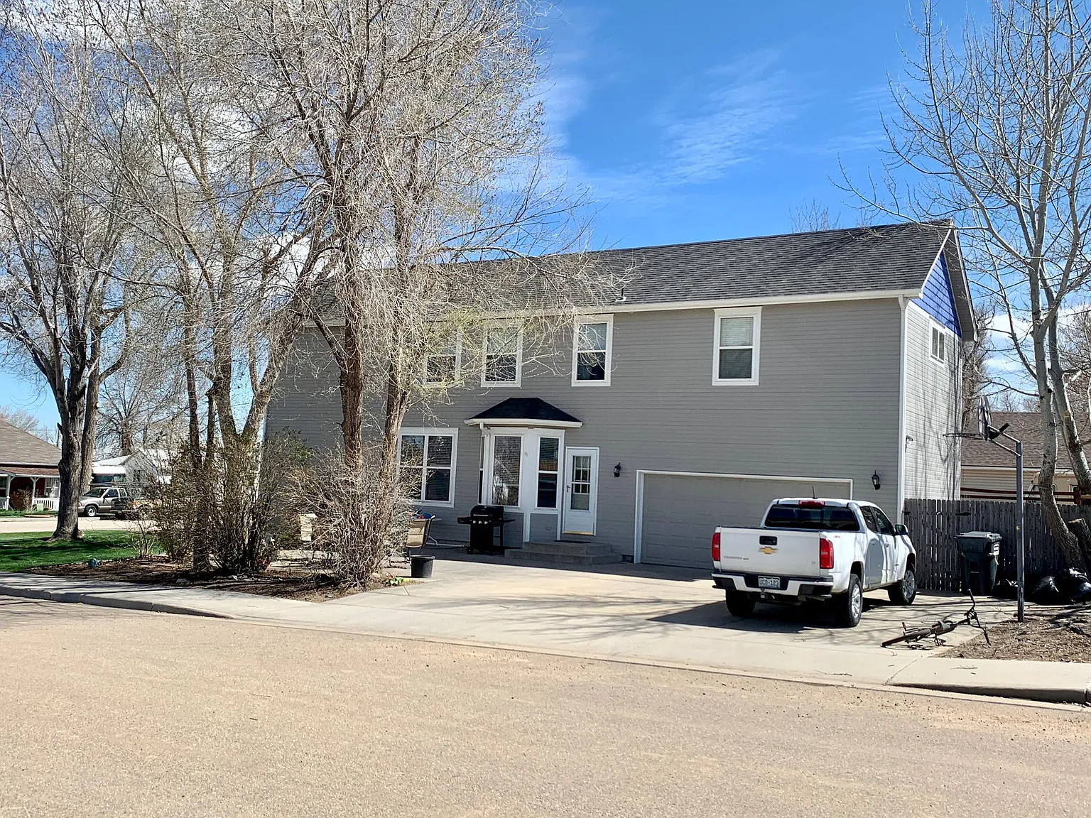 4 bed, 3.5 bath, 3000 sqft, $2,900 — Photo 3