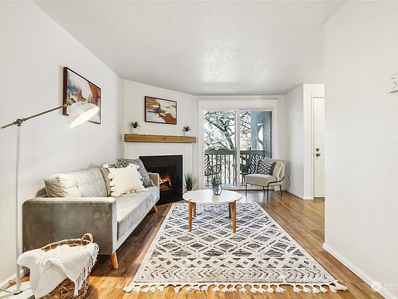 4th image of 9474 Redmond-Woodinville Road NE #A203