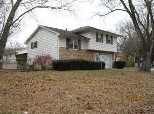 1224 Brown Dr, Boonville, MO 65233