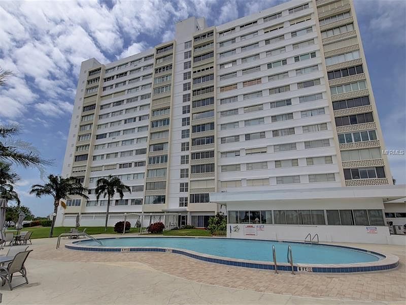 1st image of 31 Island Way APT 1006
