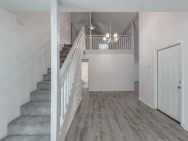 3200 Langley Cir — Photo 10