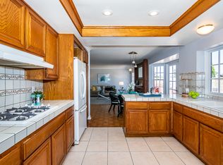 18172 Foss Ln, Huntington Beach, CA 92648