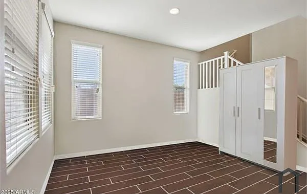 5 bed, 3075 sqft, $3,850 — Photo 4
