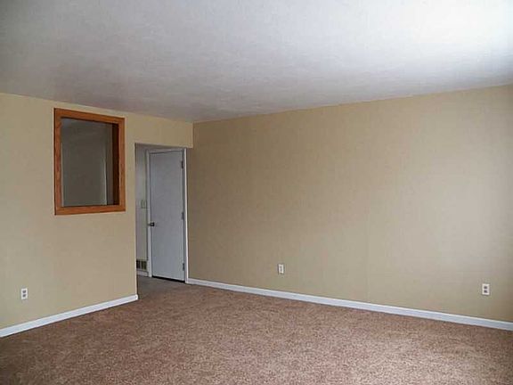 2nd image of 1220 Morris Ave