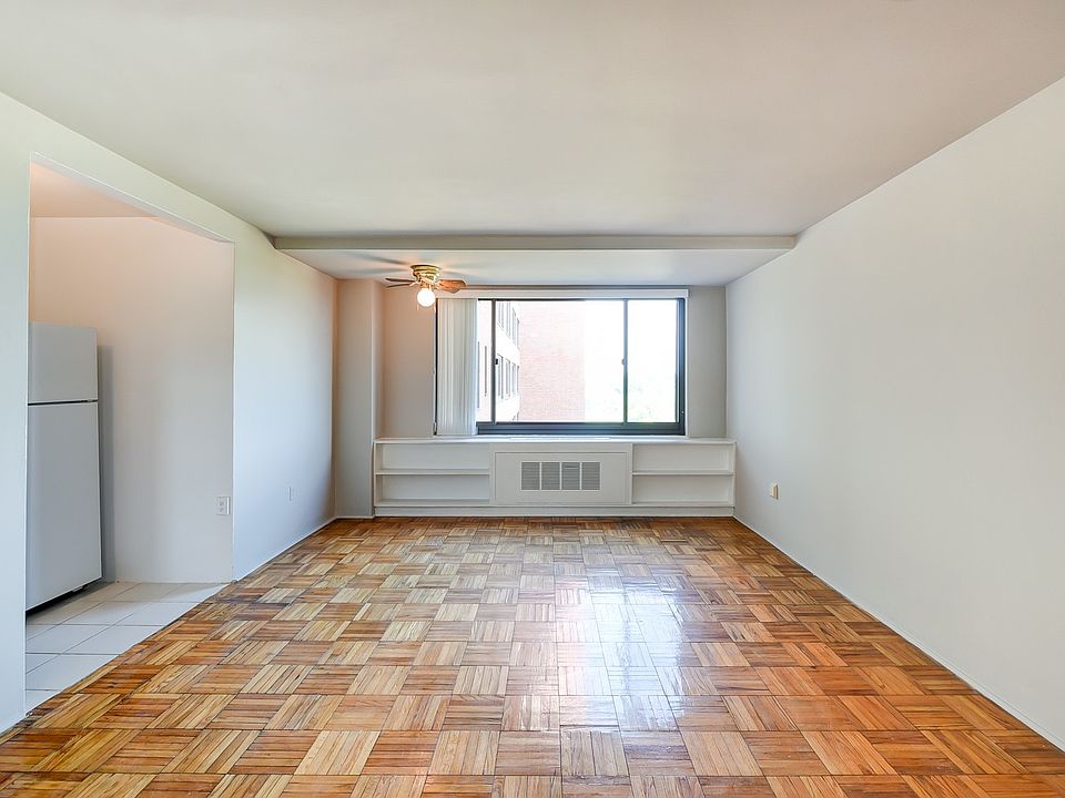 1st image of 1021 Arlington Blvd APT 525