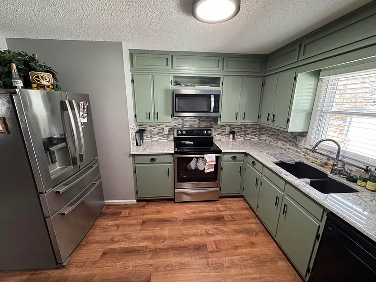 1620 Harvard Ave — Photo 4