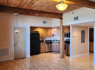 147 Centre St APT 111, Brockton, MA 02302