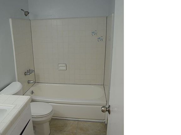 4th image of 12231 Pacific Ave APT 3