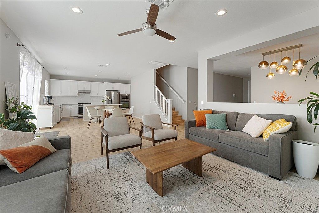 ゆゆ 16218 Equinox Ave, Chino, CA 91708 | MLS #WS25143005 | Zillow