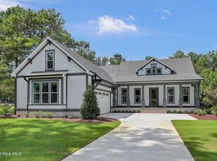 105 Tradewinds Dr, Hampstead, NC 28443