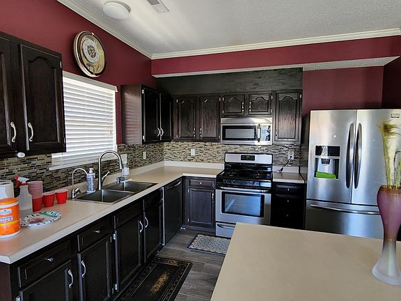 3rd image of 8101 Whitham Dr