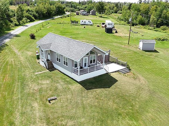 4th image of 39 Heron Dr
