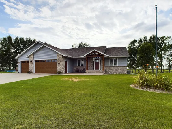 233 Poplar Ave, Lowry, MN 56349