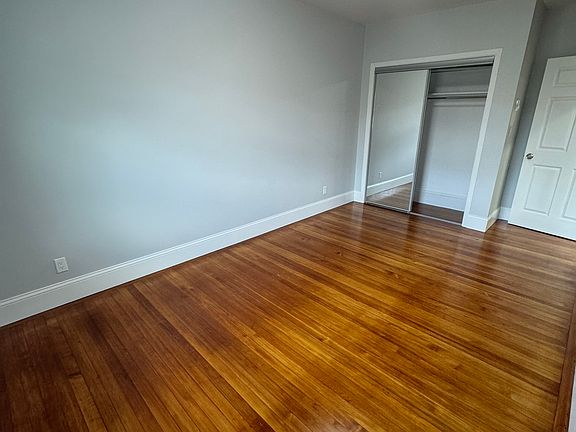 5th image of 476 Commonwealth Ave APT 9