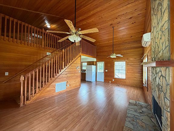 5th image of 16375 NW 130th St