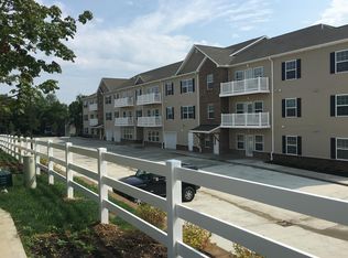 562 Colony Park Dr APT 303, Tallmadge, OH 44278