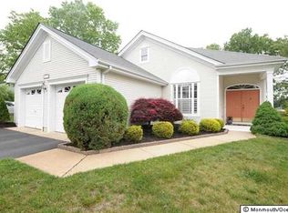 13 Greenfields Dr, Lakewood, NJ 08701