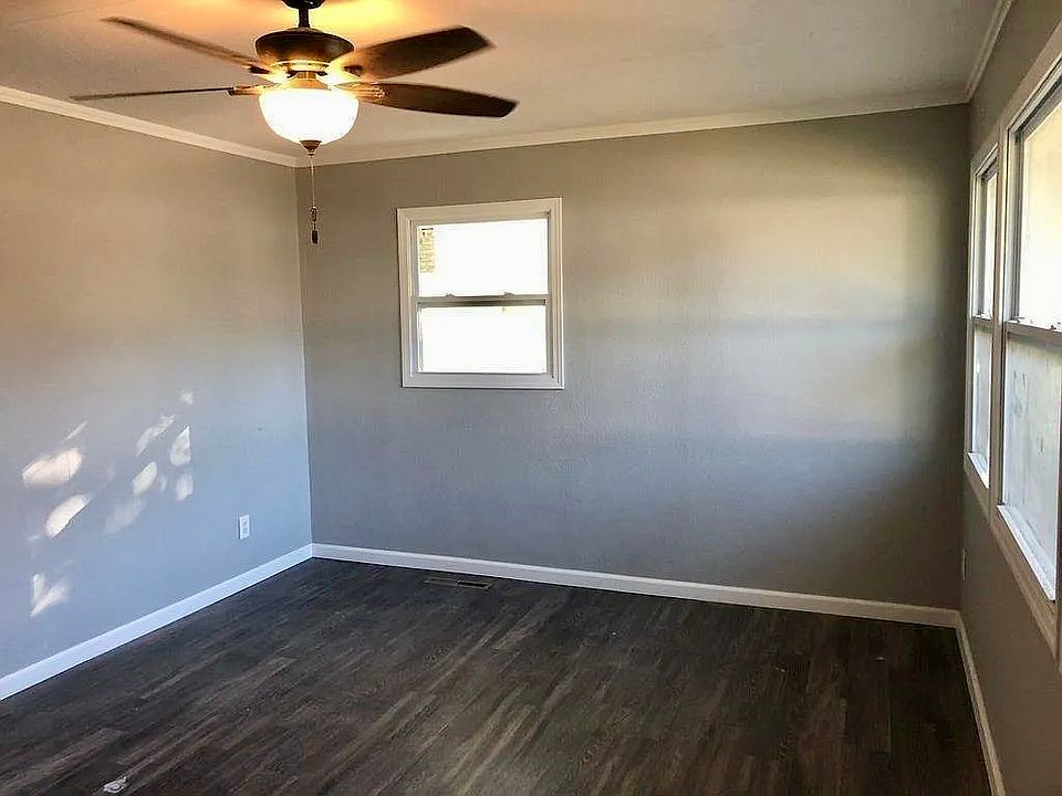 2nd image of 2716 Avenue H