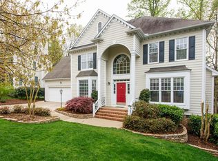 316 Nantucket Dr, Cary, NC 27513