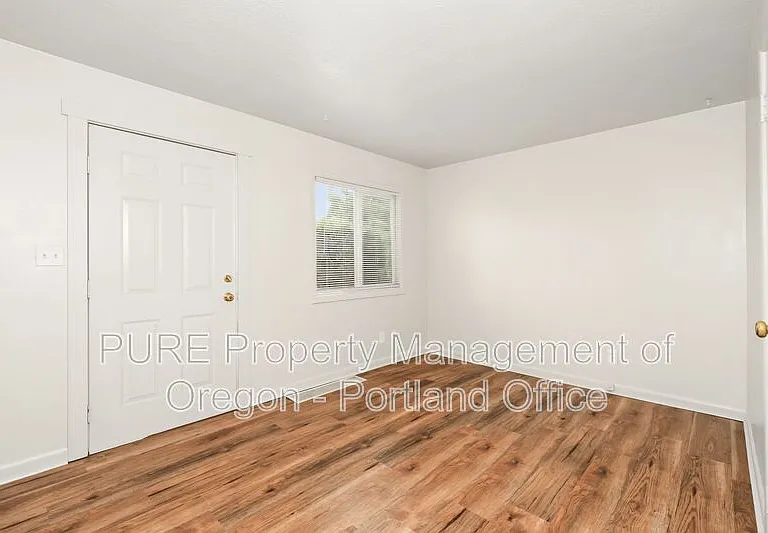6924 N Amherst St #2 — Photo 19
