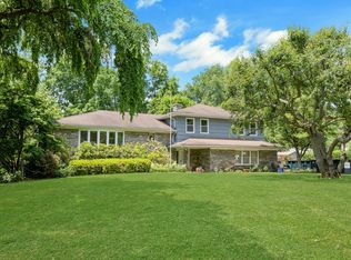 75 Angus Rd N, Greenwich, CT 06831