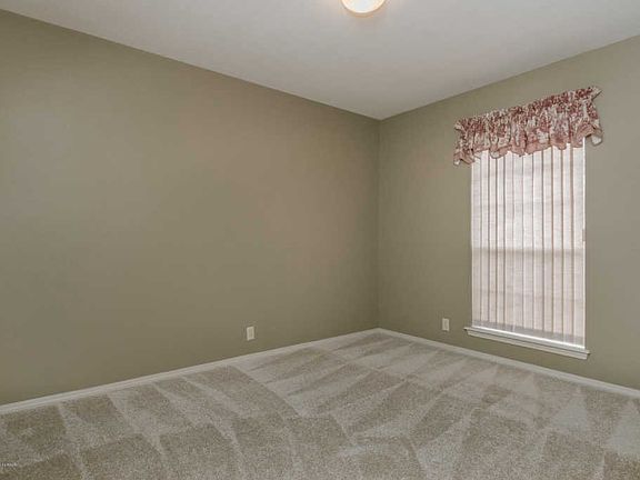 5th image of 7909 Underwood Dr