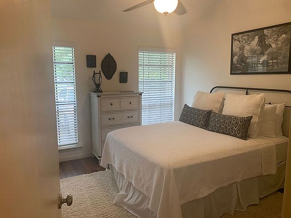 5th image of 665 N Beau Chene Dr