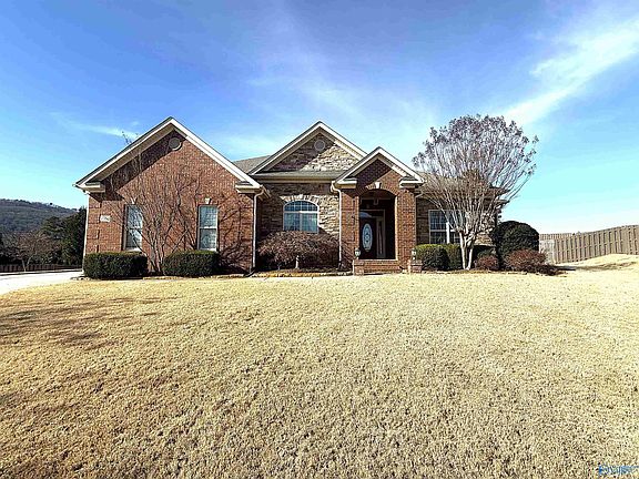 2nd image of 7551 Crestridge Dr