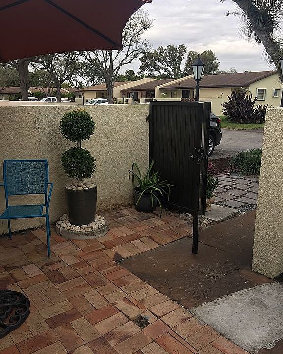 1st image of 13768 Kendale Lakes Dr