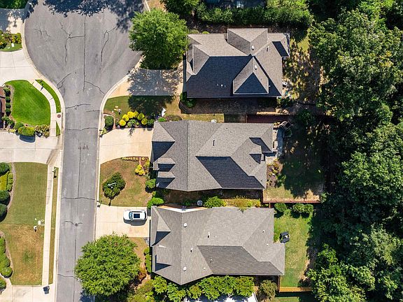 5th image of 3771 Bainbridge Trace Dr
