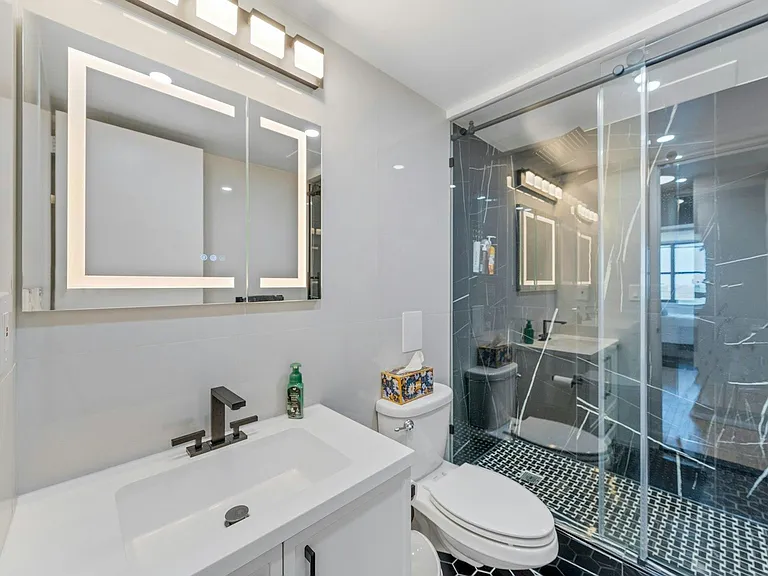 7004 Boulevard East #31D — Photo 8