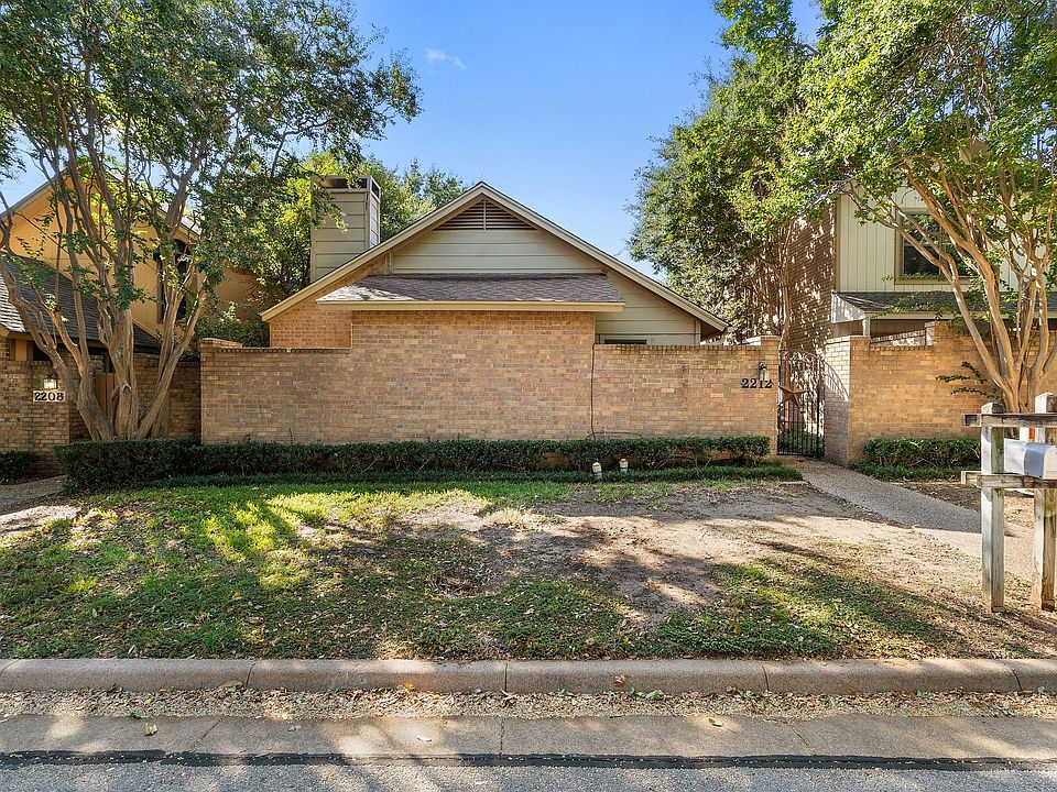 1st image of 2212 Green Gate Dr