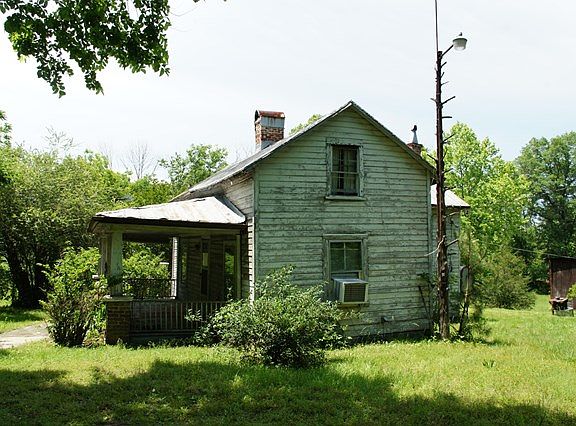 3rd image of 2191 Bill Tuck Hwy