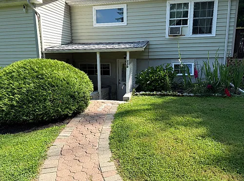 23D Buttonwood Rd #D Photo 1 23D Buttonwood Rd #D Photo 1