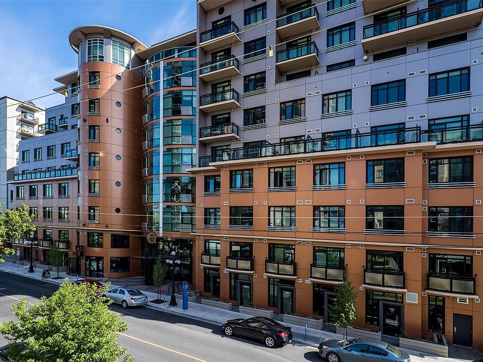 1st image of 1029 View St #322