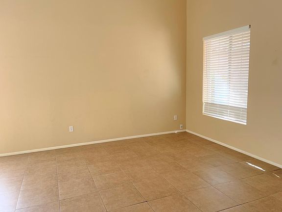4th image of 2296 E Hawken Way