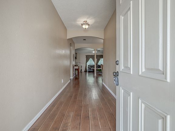 2nd image of 6410 Jennie Ln