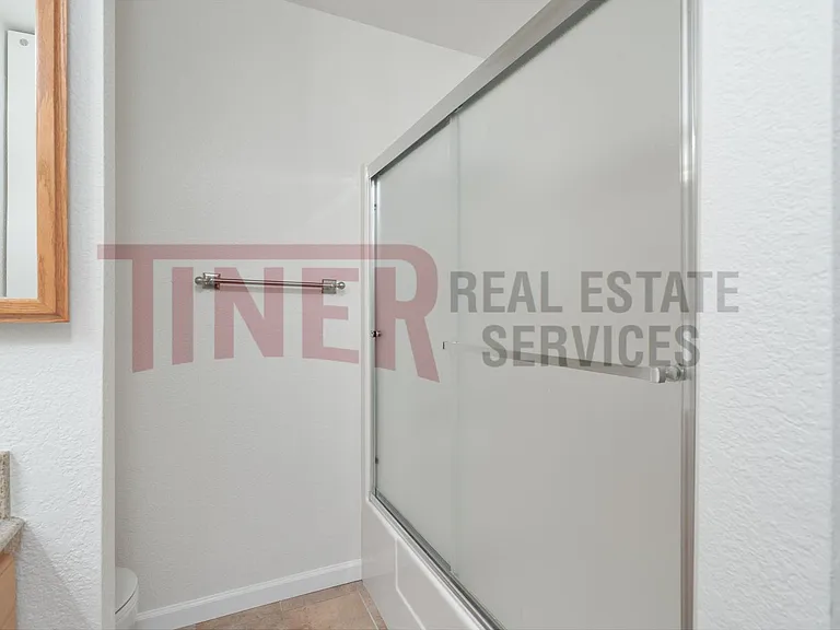 5807 Filbert Ave — Photo 20
